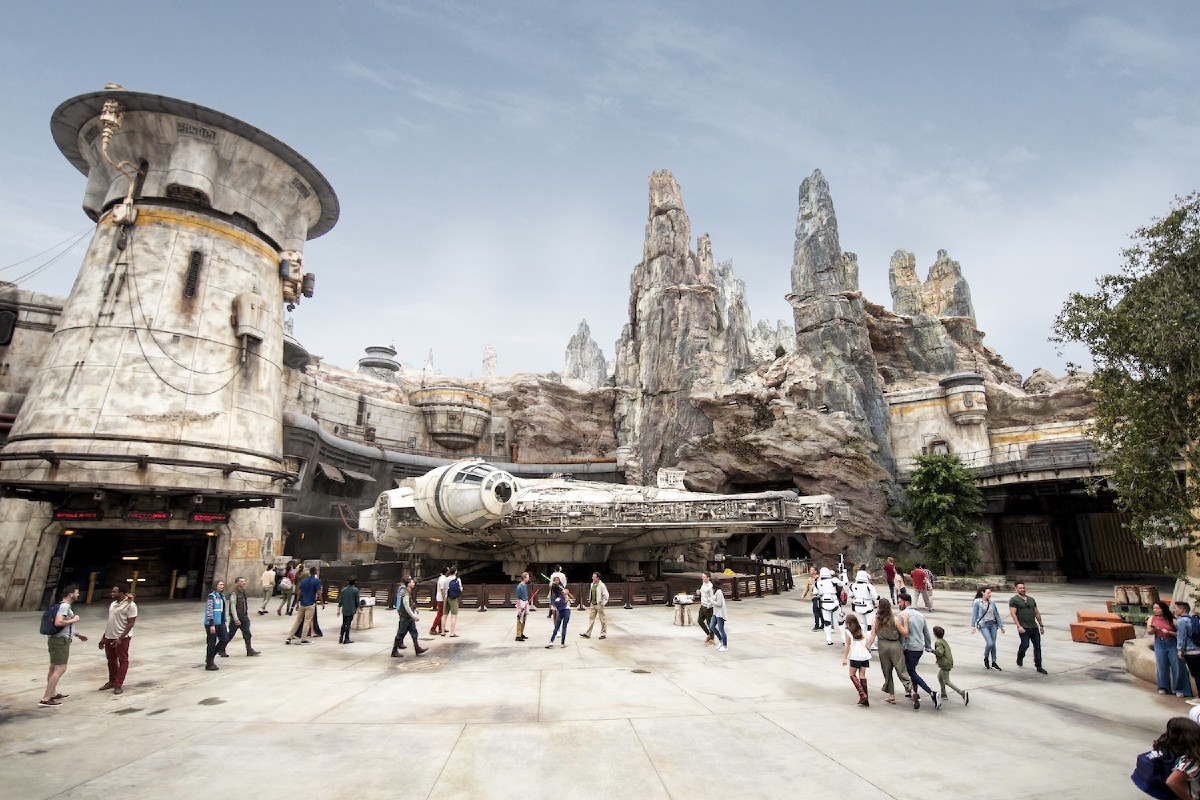 Millennium Falcon: Smugglers Run at Disneyland Park